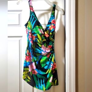 Miraclesuit floral swimsuit size 14